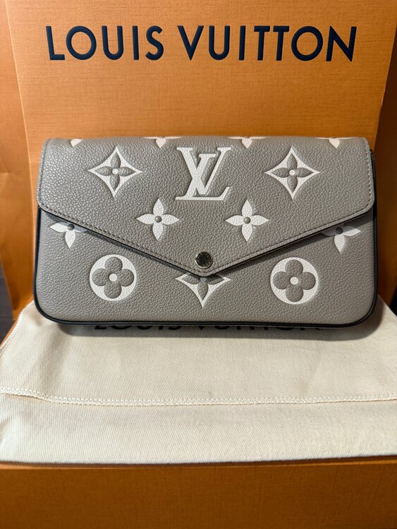 ポシェットフェリシー アンプラント（ブランドバッグ）の商品画像 - 査定依頼日：2025年5月26日 - 最高査定価格：200,000円