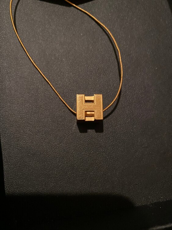 HERMESポップHネックレス（ブランド財布・小物）の商品画像 - 査定依頼日：2025年1月27日 - 最高査定価格：15,000円