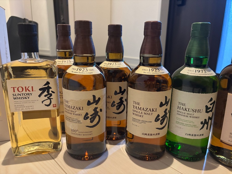 ウイスキー サントリー山崎（お酒）の商品画像 - 査定依頼日：2026年9月29日 - 最高査定価格：150,100円