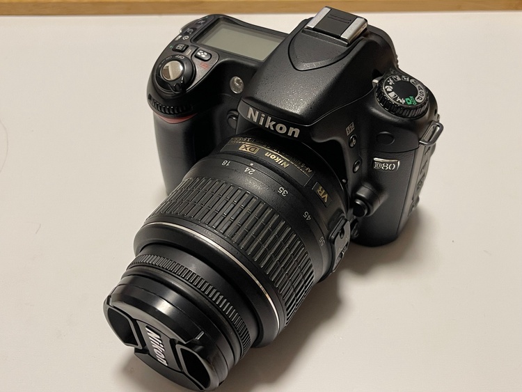 D80（カメラ）の商品画像 - 査定依頼日：2026年6月19日 - 最高査定価格：3,000円