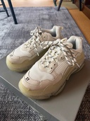 BALENCIAGA トリプルS 544351 37サイズ クリアソール メッシュ ホワイト（古着・ファッション）の商品画像 - 査定依頼日：2026年9月18日 - 最高査定価格：7,000円