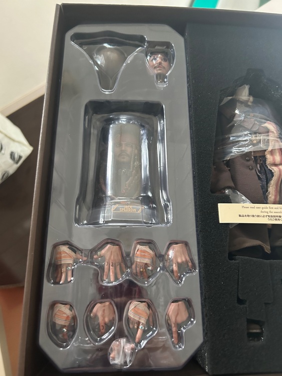 ホットトイズ　パイレーツオブカリビアン　最後の海賊　2.0ジャックスパロウ　アル（フィギュア・プラモデル）の商品画像 - 査定依頼日：2025年9月29日 - 最高査定価格：12,000円