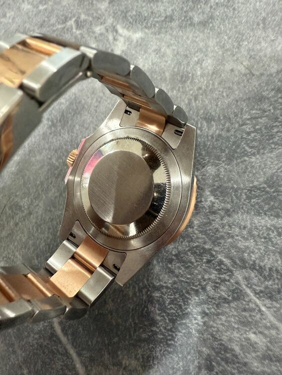 ロレックス GMTマスター （高級時計）の商品画像 - 査定依頼日：2025年7月1日 - 最高査定価格：2,700,000円