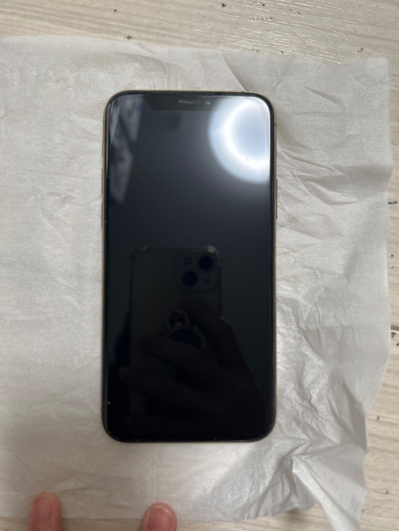 iPhone iPhone11 Pro 256GB Softbank（スマホ）の商品画像 - 査定依頼日：2026年6月23日 - 最高査定価格：21,500円