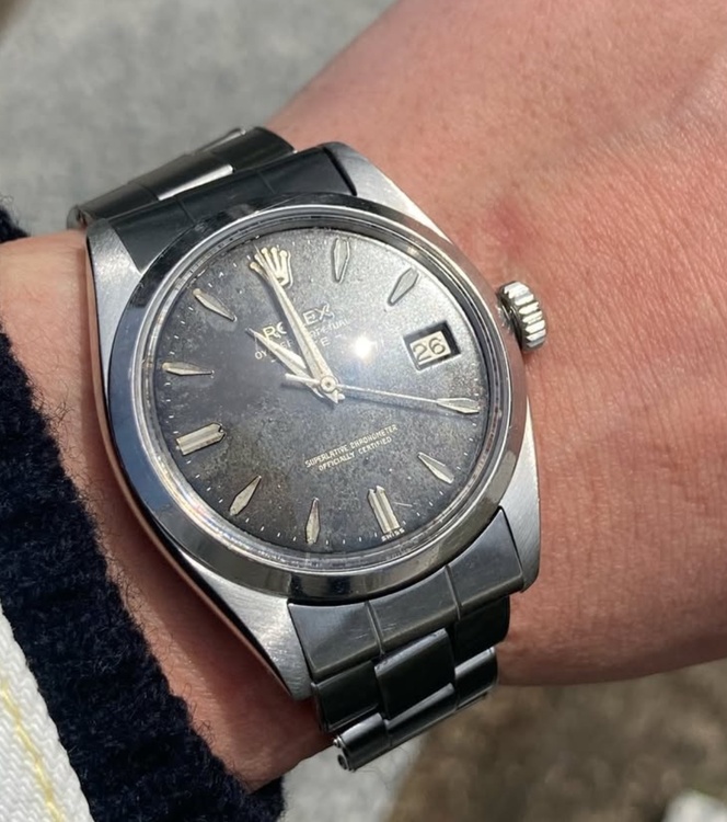 Rolex OYSTER PERPETUAL DATE Ref.1500（高級時計）の商品画像 - 査定依頼日：2025年12月10日 - 最高査定価格：400,000円