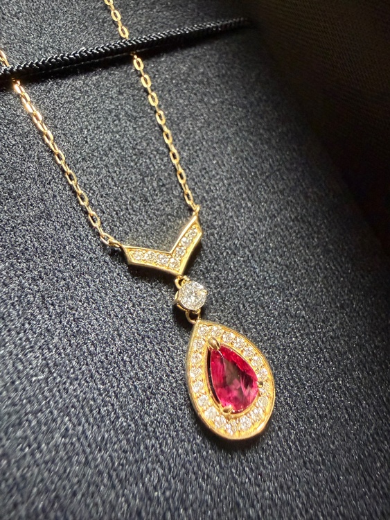 ルビー　ネックレス（金・貴金属）の商品画像 - 査定依頼日：2026年2月23日 - 最高査定価格：80,000円