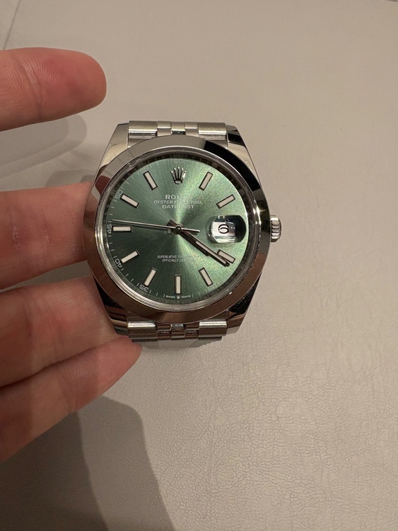 デイトジャスト41 ジュビリーブレス　ミントグリーン（高級時計）の商品画像 - 査定依頼日：2025年12月10日 - 最高査定価格：1,700,000円