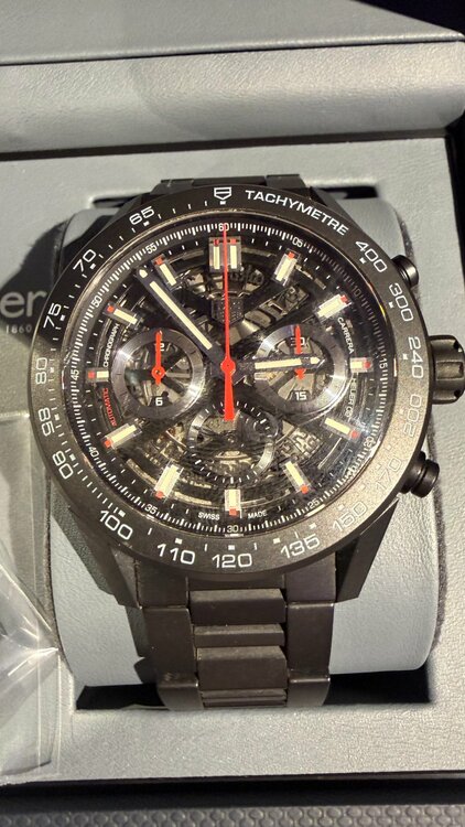 タグ・ホイヤー カレラ クロノグラフ キャリバー ホイヤー02 自動巻 43 m（高級時計）の商品画像 - 査定依頼日：2026年2月16日 - 最高査定価格：455,000円