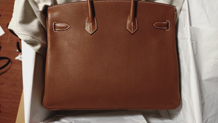 バーキン35 バレニアフォーブ　シルバー金具（ブランドバッグ）の商品画像 - 査定依頼日：2025年11月30日 - 最高査定価格：2,700,000円