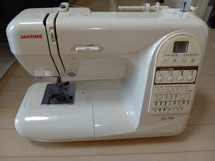 ジャノメミシン JN-700（家電）の商品画像 - 査定依頼日：2026年9月21日 - 最高査定価格：1,400円