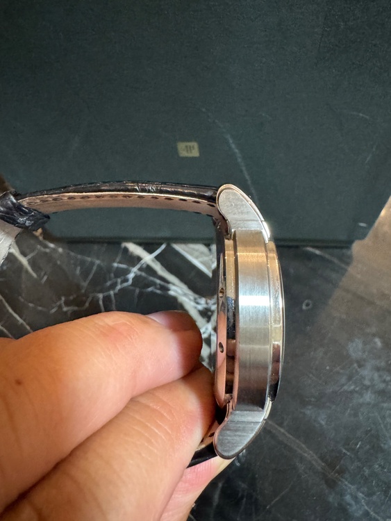 ミレネリー　（高級時計）の商品画像 - 査定依頼日：2026年3月15日 - 最高査定価格：1,800,000円