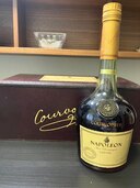 NAPOLEON COURVOISIER COGNAC(木箱入り)（お酒）の商品画像 - 査定依頼日：2024年8月3日 - 最高査定価格：2,000円