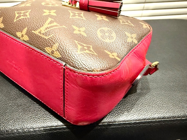 サントンジュ（ブランドバッグ）の商品画像 - 査定依頼日：2025年12月19日 - 最高査定価格：120,000円