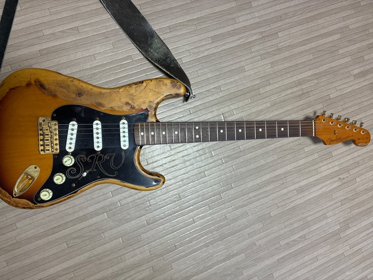 SN8955094 スティービーレイヴォーン（ピアノ・楽器・PA機材）の商品画像 - 査定依頼日：2026年4月28日 - 最高査定価格：130,000円
