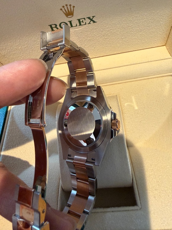 126711chnr（高級時計）の商品画像 - 査定依頼日：2026年3月7日 - 最高査定価格：2,950,000円