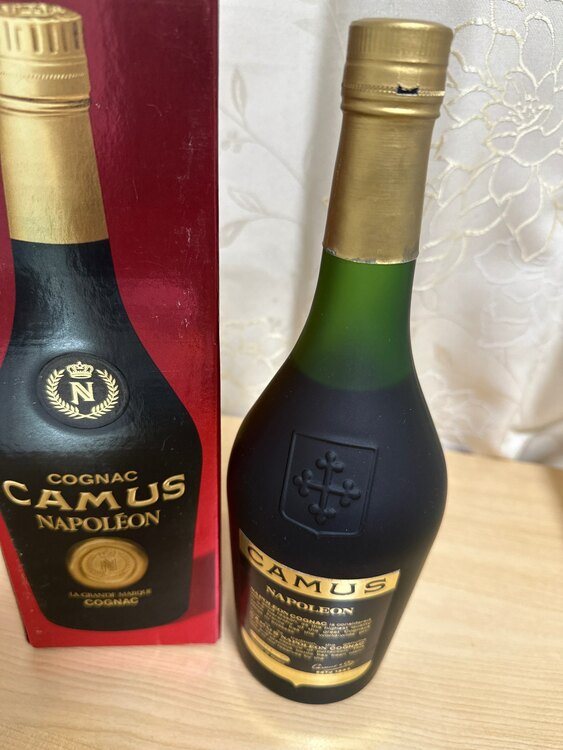 カミュ （お酒）の商品画像 - 査定依頼日：2025年5月21日 - 最高査定価格：1,500円