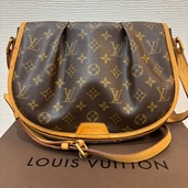 メニルモンタンPM（ブランドバッグ）の商品画像 - 査定依頼日：2025年12月10日 - 最高査定価格：110,000円