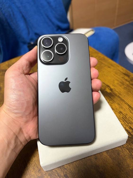 iPhone15pro MTUC3J/A（スマホ）の商品画像 - 査定依頼日：2026年9月21日 - 最高査定価格：92,000円