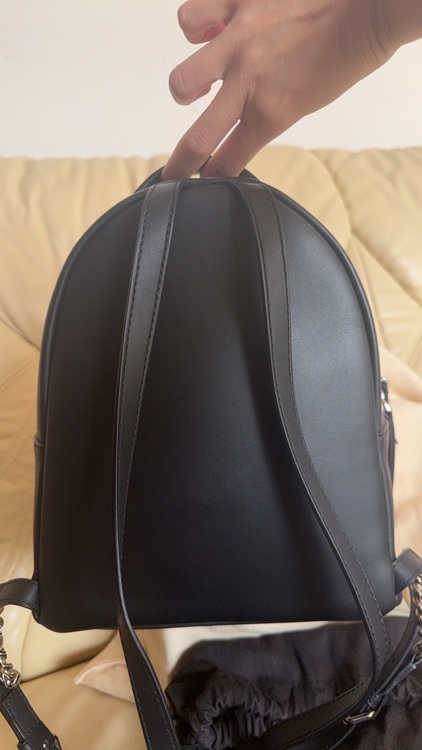 8BZ038（ブランドバッグ）の商品画像 - 査定依頼日：2025年9月23日 - 最高査定価格：77,000円