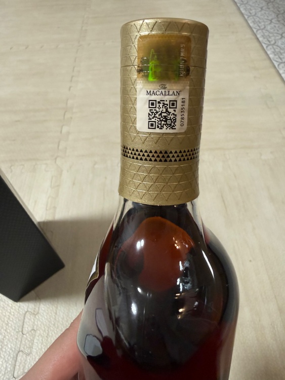 マッカラン18年シェリーオーク2023（お酒）の商品画像 - 査定依頼日：2025年12月17日 - 最高査定価格：38,000円