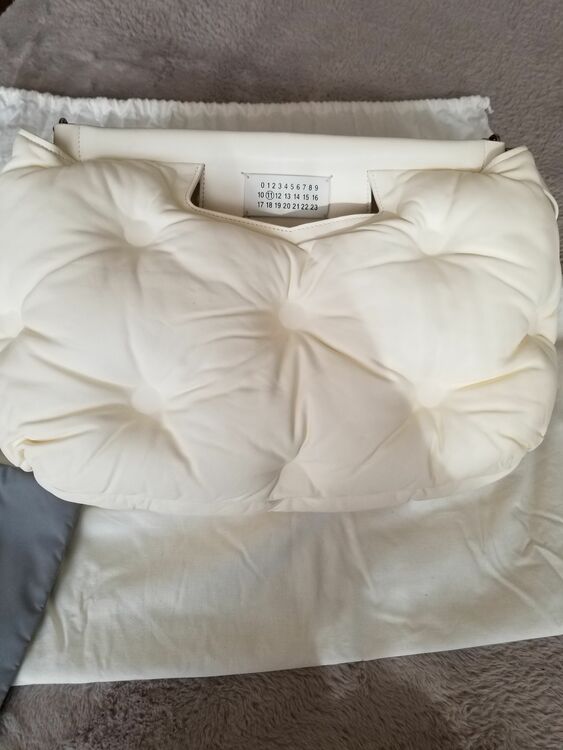 メゾンマルジェラ グラムスラム（ブランドバッグ）の商品画像 - 査定依頼日：2025年11月27日 - 最高査定価格：90,000円