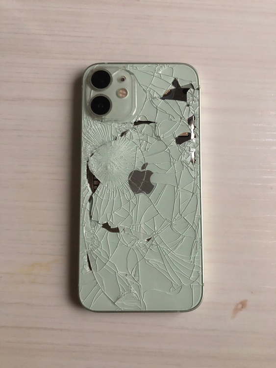 iPhone12 mini（スマホ）の商品画像 - 査定依頼日：2026年4月10日 - 最高査定価格：27,000円