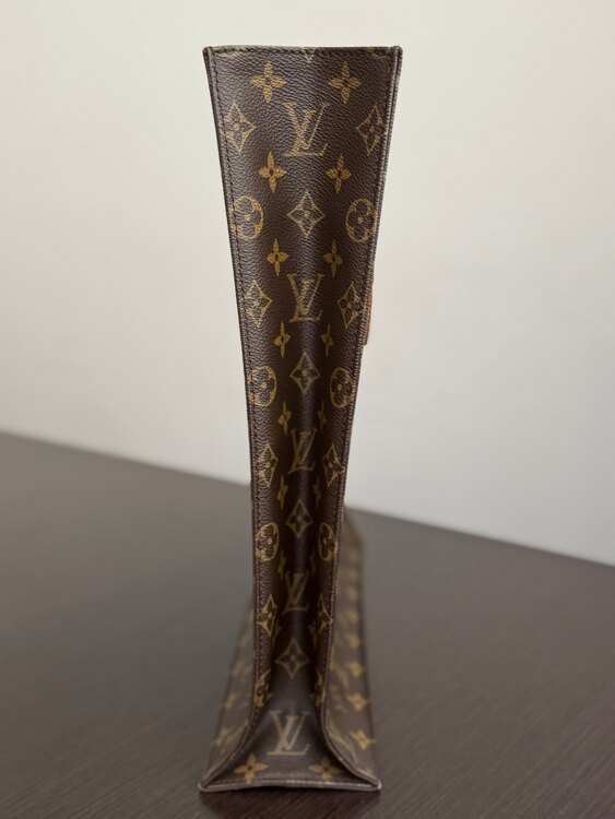 ルイヴィトン モノグラム （ブランドバッグ）の商品画像 - 査定依頼日：2025年4月16日 - 最高査定価格：70,000円