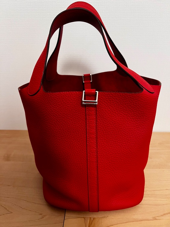 ピコタン22（ブランドバッグ）の商品画像 - 査定依頼日：2025年11月11日 - 最高査定価格：400,000円