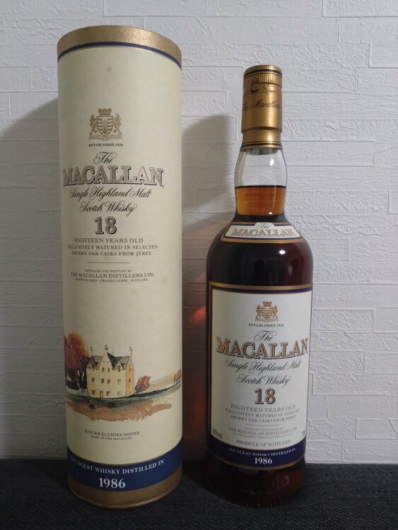 ザ・マッカラン18年（お酒）の商品画像 - 査定依頼日：2025年12月15日 - 最高査定価格：223,000円