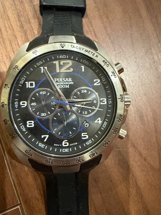 PULSAR CHRONOGRAPH100M（高級時計）の商品画像 - 査定依頼日：2026年5月27日 - 最高査定価格：1,000円