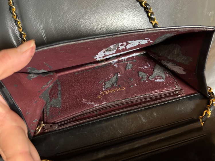 マトラッセ、チェーンショルダー（ブランドバッグ）の商品画像 - 査定依頼日：2026年2月15日 - 最高査定価格：100,000円