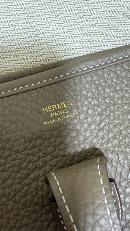 Hermès Evelyne III PM（ブランドバッグ）の商品画像 - 査定依頼日：2026年3月9日 - 最高査定価格：580,000円