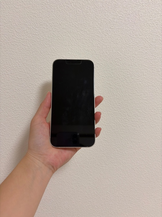iPhone iPhone 13 128GB docomo（スマホ）の商品画像 - 査定依頼日：2026年7月30日 - 最高査定価格：33,000円