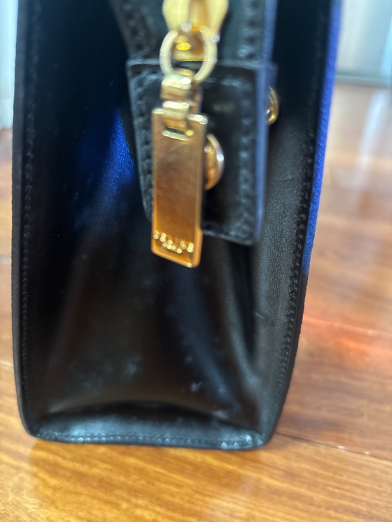 カバン（ブランドバッグ）の商品画像 - 査定依頼日：2026年1月31日 - 最高査定価格：20,000円