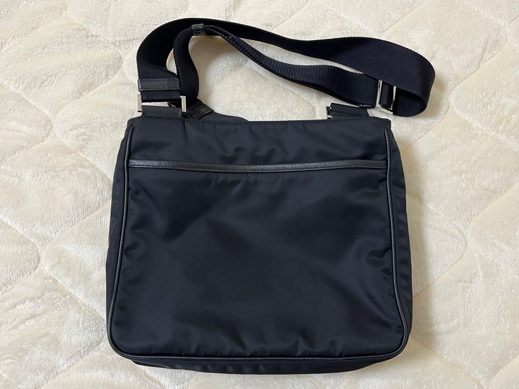 プラダ  （ブランドバッグ）の商品画像 - 査定依頼日：2026年3月5日 - 最高査定価格：140,000円