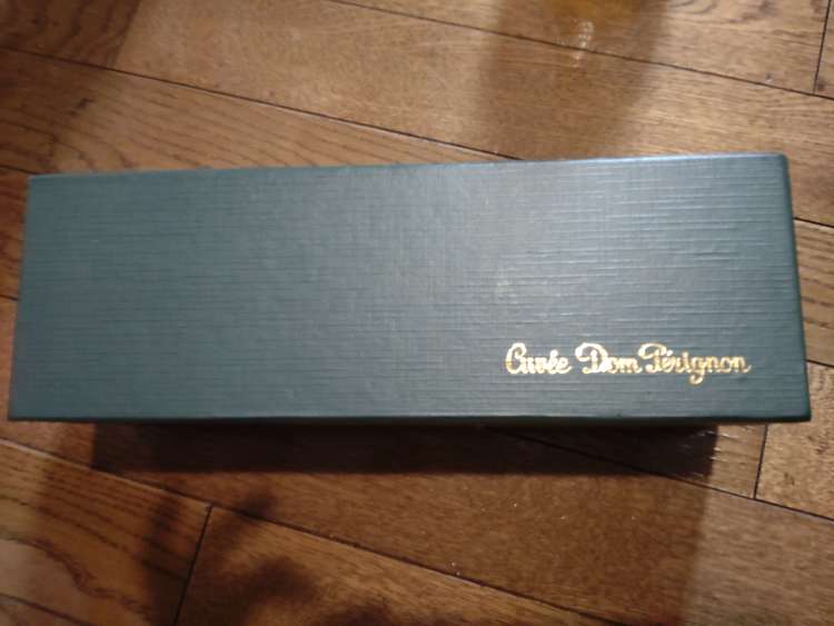 シャンパン ドン・ペリニヨン （お酒）の商品画像 - 査定依頼日：2023年7月18日 - 最高査定価格：28,000円