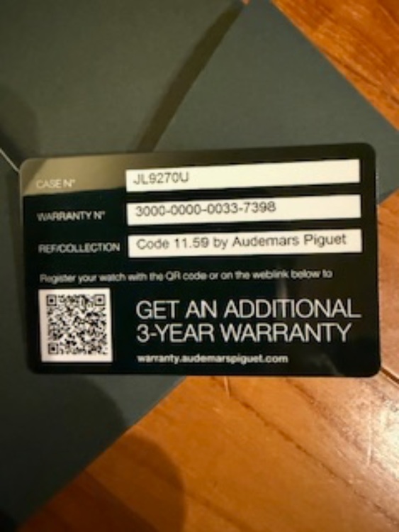 CODE,永久カレンダーアベンチュリン（高級時計）の商品画像 - 査定依頼日：2025年8月30日 - 最高査定価格：7,300,000円