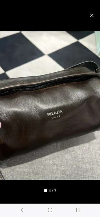 プラダ  （ブランドバッグ）の商品画像 - 査定依頼日：2025年5月1日 - 最高査定価格：100,000円