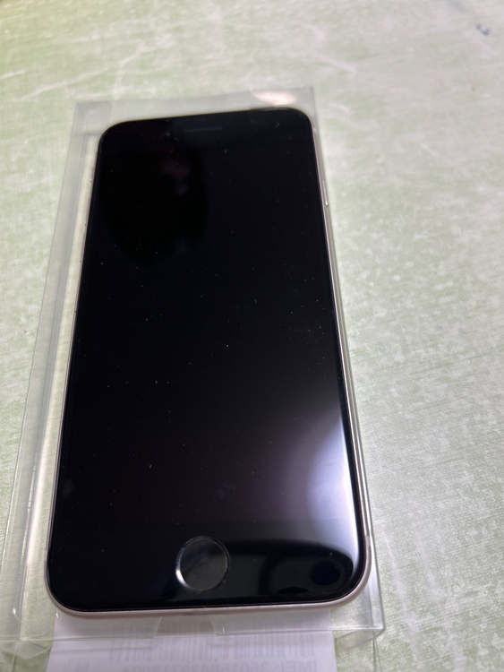 iPhone iPhone SE (第 2 世代) 128GB Softbank（スマホ）の商品画像 - 査定依頼日：2026年7月15日 - 最高査定価格：12,000円