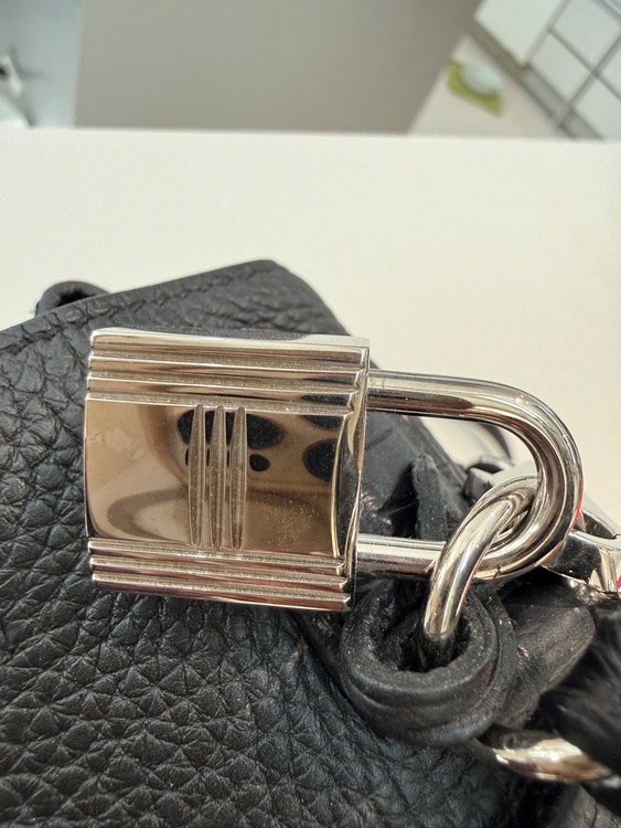 ケリータッチ28（ブランドバッグ）の商品画像 - 査定依頼日：2026年1月12日 - 最高査定価格：3,200,000円