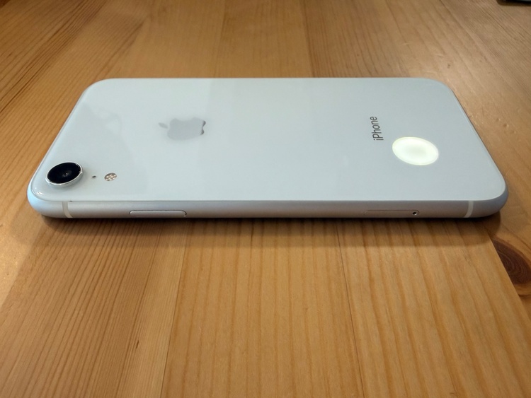 iPhone XR 128G（スマホ）の商品画像 - 査定依頼日：2026年9月17日 - 最高査定価格：10,000円