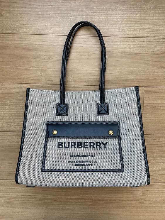 BURBERRY バッグ（ブランドバッグ）の商品画像 - 査定依頼日：2025年12月7日 - 最高査定価格：40,000円