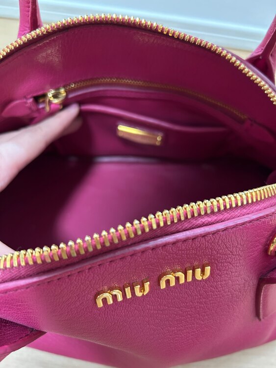 RL0019（ブランドバッグ）の商品画像 - 査定依頼日：2025年5月16日 - 最高査定価格：40,000円