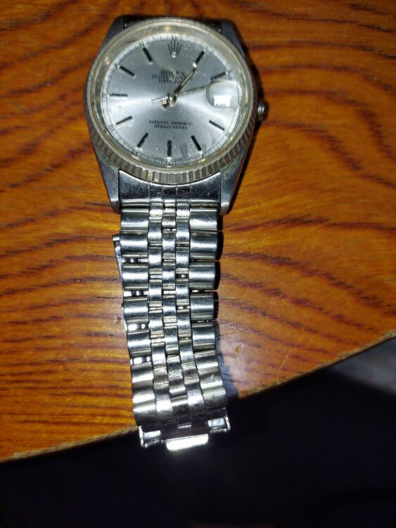 ロレックス デイトナ 18238（高級時計）の商品画像 - 査定依頼日：2025年11月16日 - 最高査定価格：600,000円