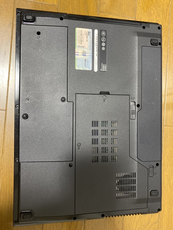 DELL Vostro 1520（PC・タブレット）の商品画像 - 査定依頼日：2020年9月30日