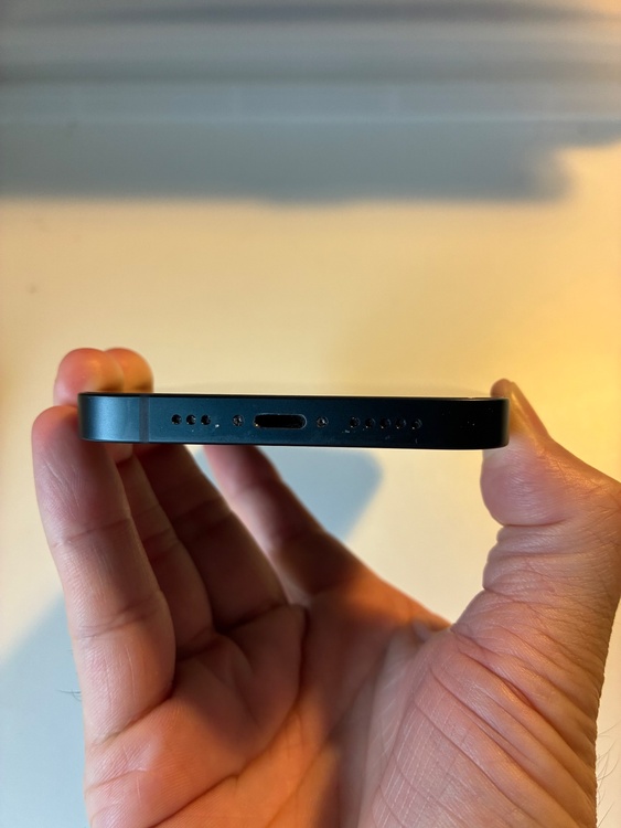 iPhone iPhone 14 512GB Softbank（スマホ）の商品画像 - 査定依頼日：2026年6月27日 - 最高査定価格：54,000円