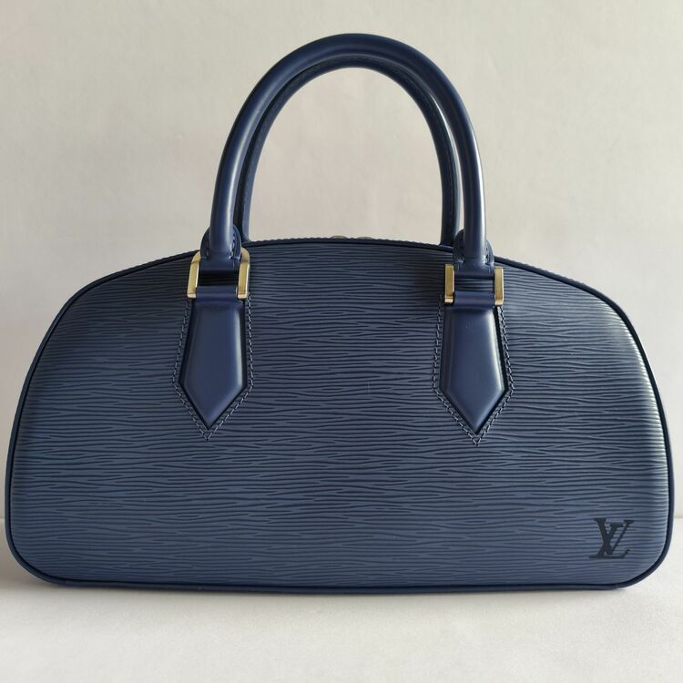 ルイヴィトン エピ （ブランドバッグ）の商品画像 - 査定依頼日：2025年8月12日 - 最高査定価格：70,000円