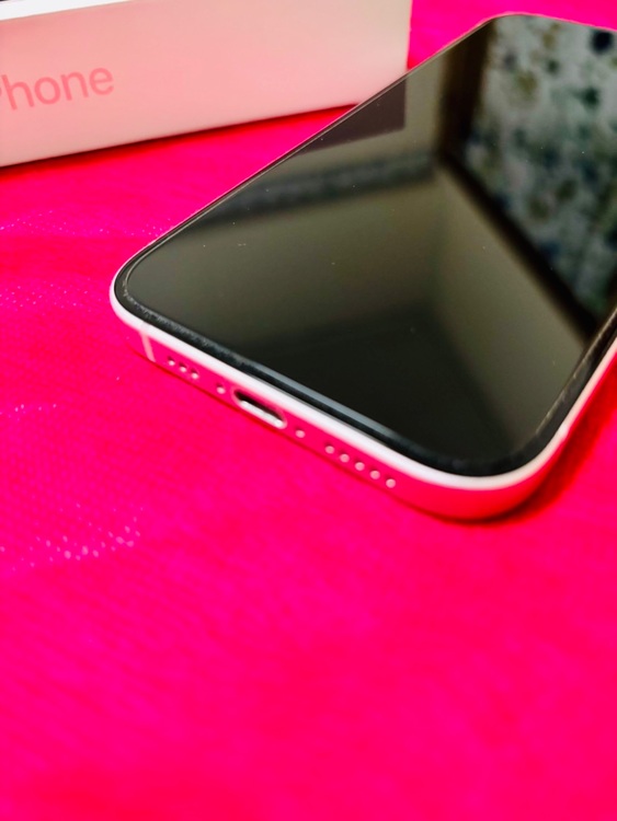 MTMV3J/A（スマホ）の商品画像 - 査定依頼日：2025年9月15日 - 最高査定価格：100,000円