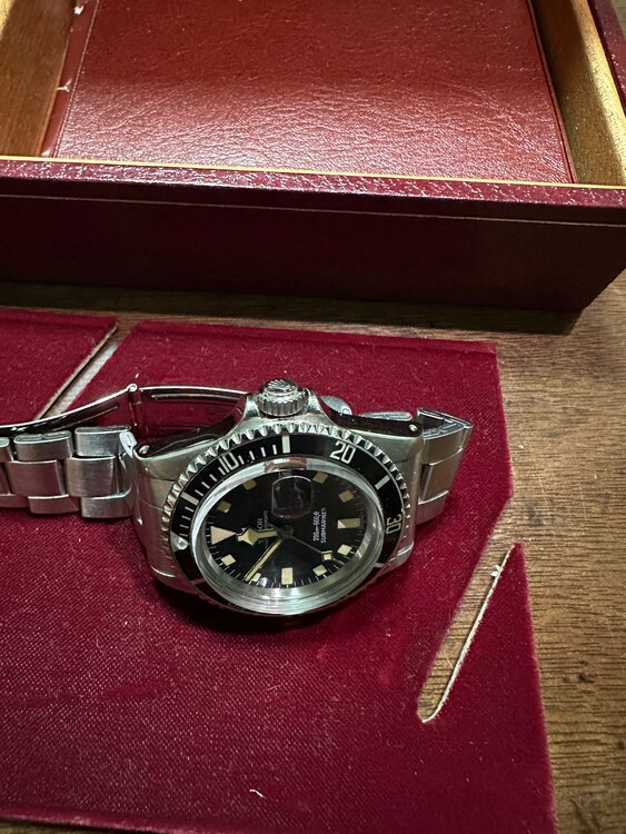 チューダー ブラックベイ 9411-（高級時計）の商品画像 - 査定依頼日：2025年4月7日 - 最高査定価格：700,000円