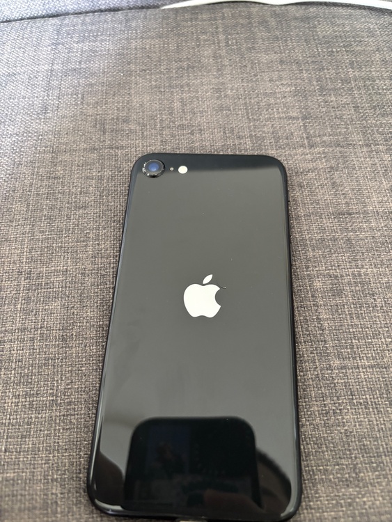 iPhone iPhone SE (第 2 世代) 64GB SIMフリー（スマホ）の商品画像 - 査定依頼日：2026年5月23日 - 最高査定価格：10,000円